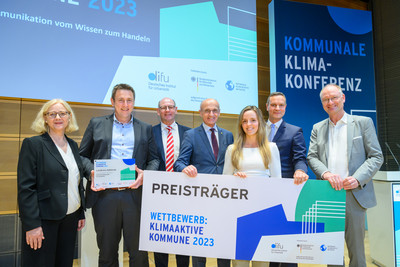 Klimaaktive Kommune 2023 Landkreis Haßberge in Berlin ausgezeichnet